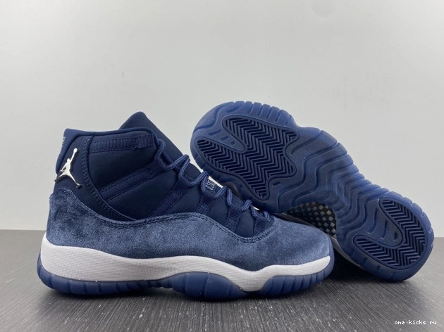 Rep AR0715-441 MIDNIGHT JORDAN WMNS AIR 11 NAVY VELVET 0523